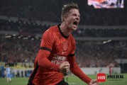 安博体育-八连胜！成都蓉城主场3-0轻取河南